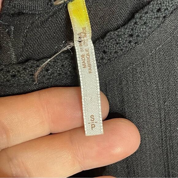 Free People Crocheted Needlepoint graphic Top - Picture 8 of 9